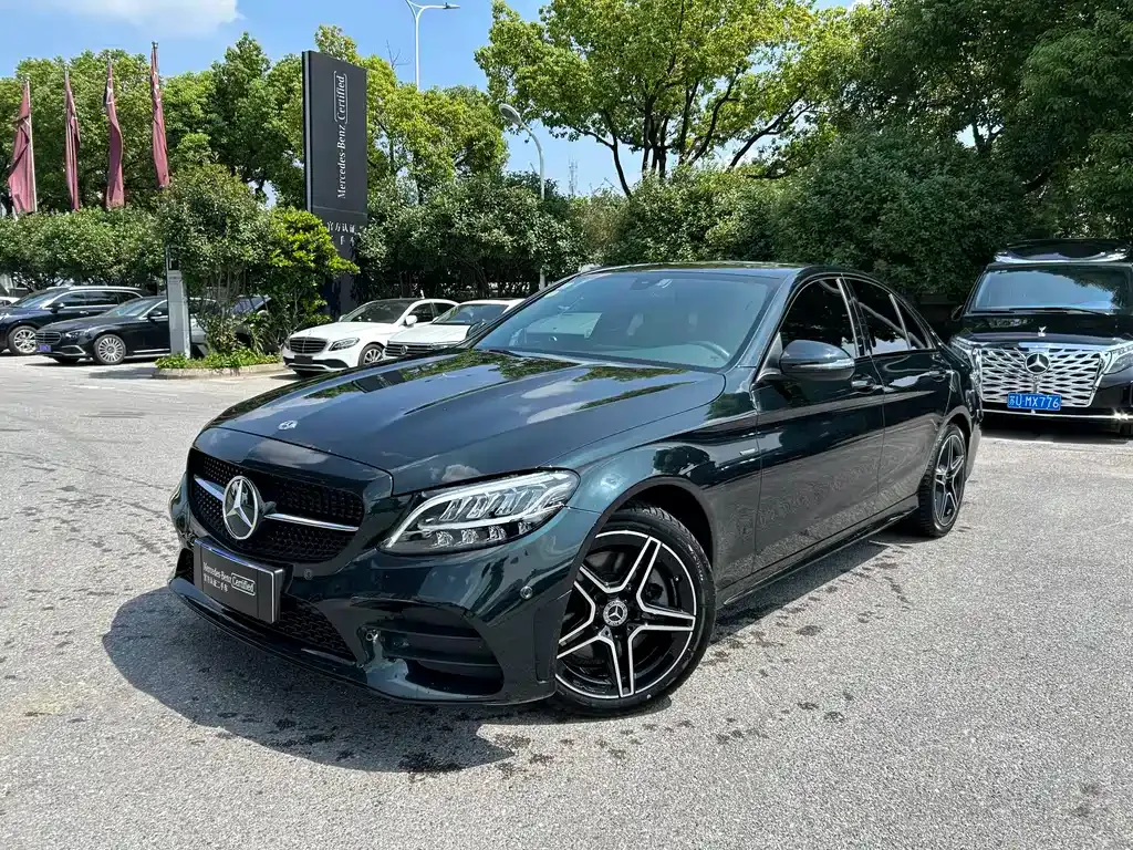 Mercedes-Benz C-Class — фото 1
