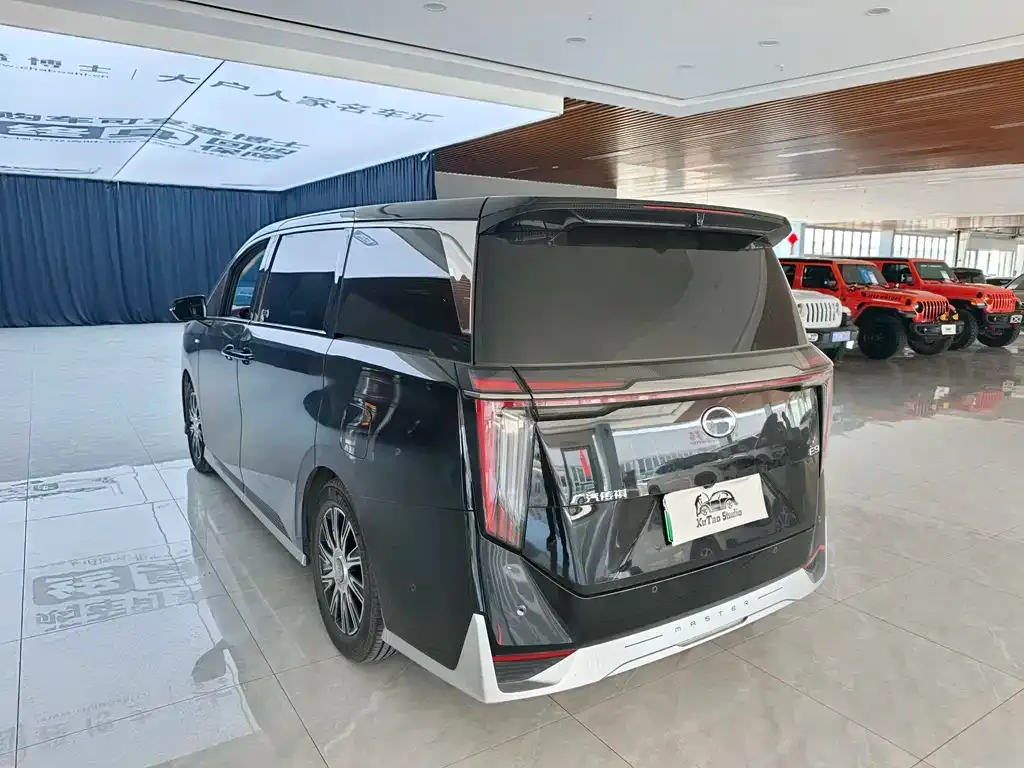 GAC Motor Trumpchi E9 — фото 9