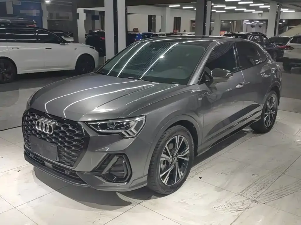 Audi Q3 Sportback — фото 1