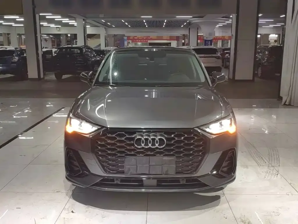Audi Q3 Sportback — фото 2