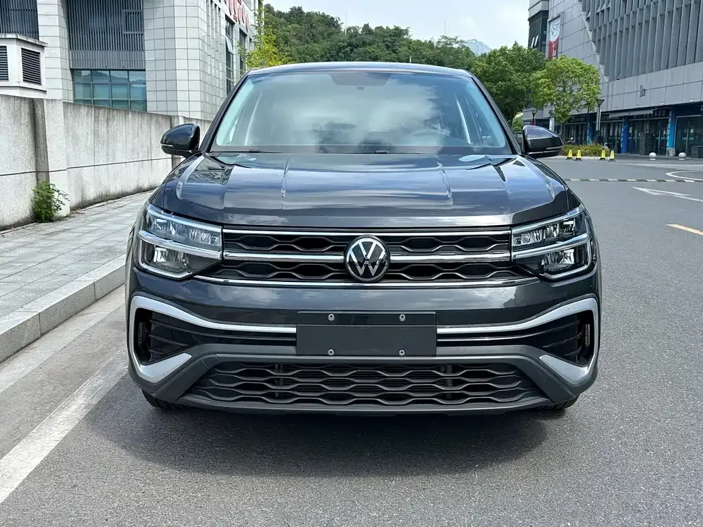 Volkswagen Tharu — фото 7