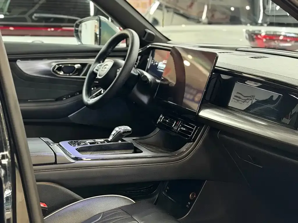 GAC Motor Trumpchi GS8 — фото 3