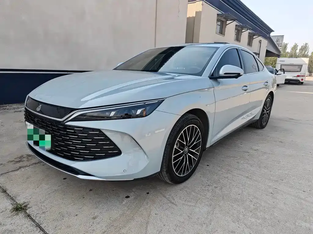 BYD Qin L — фото 1