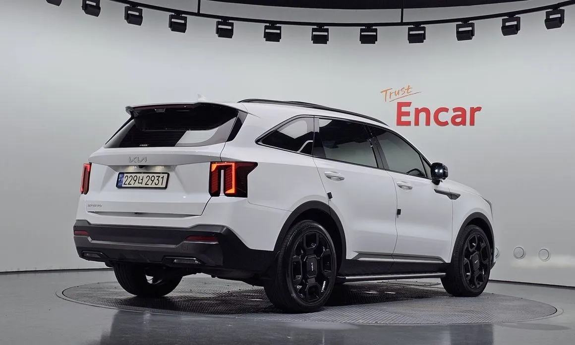 Kia Sorento — фото 3