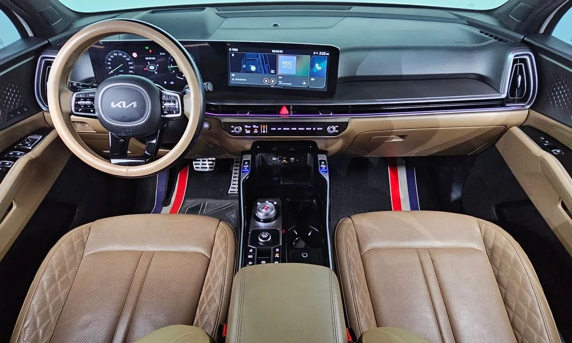 Kia Sorento — фото 9