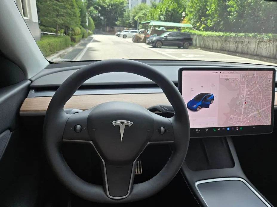 Tesla Model Y — фото 4