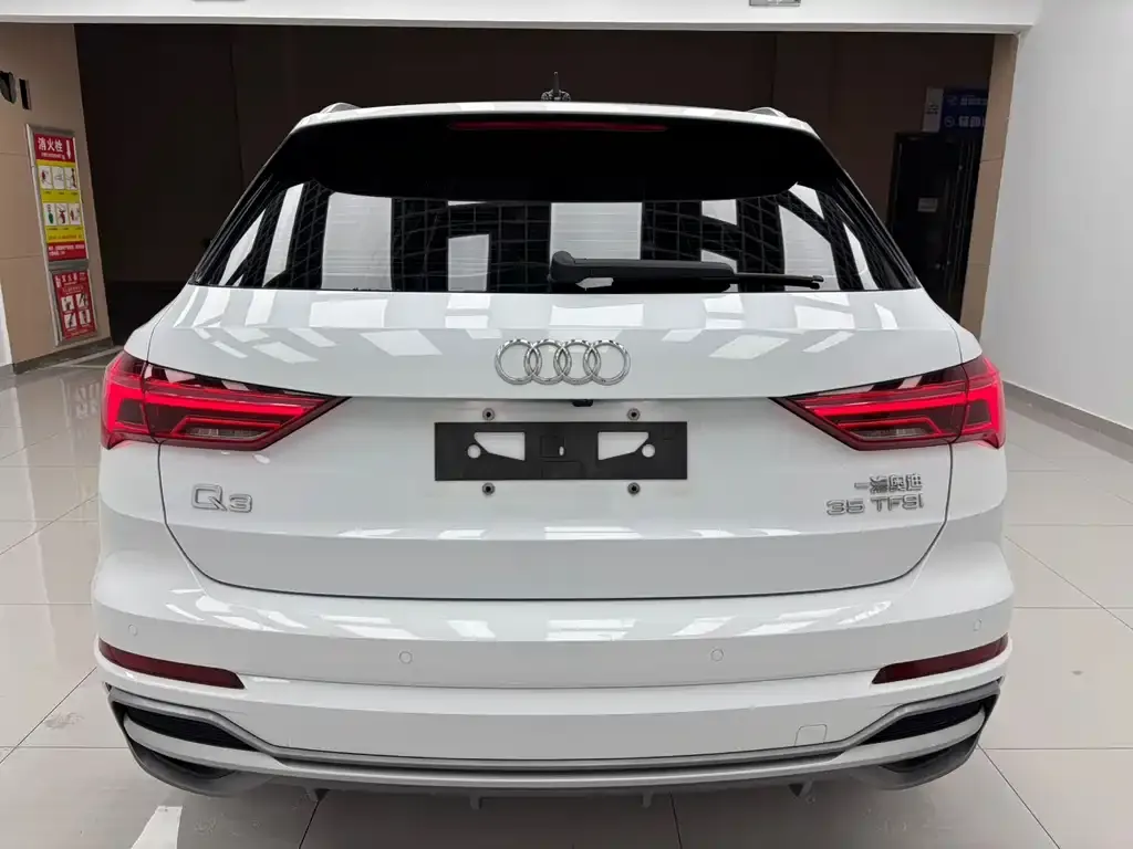 Audi Q3 — фото 2