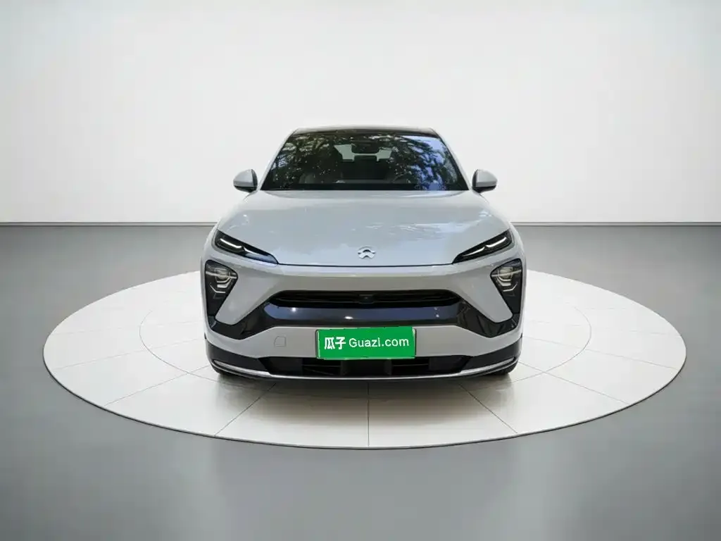 NIO EC6 — фото 10