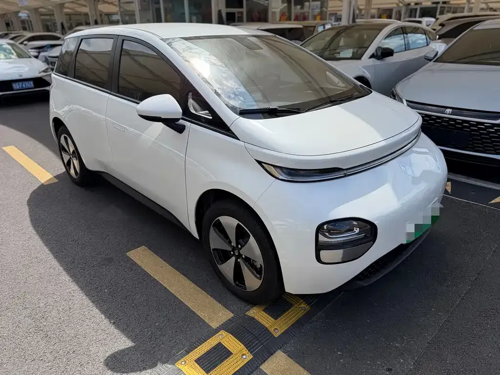 Baojun Yunduo — фото 8