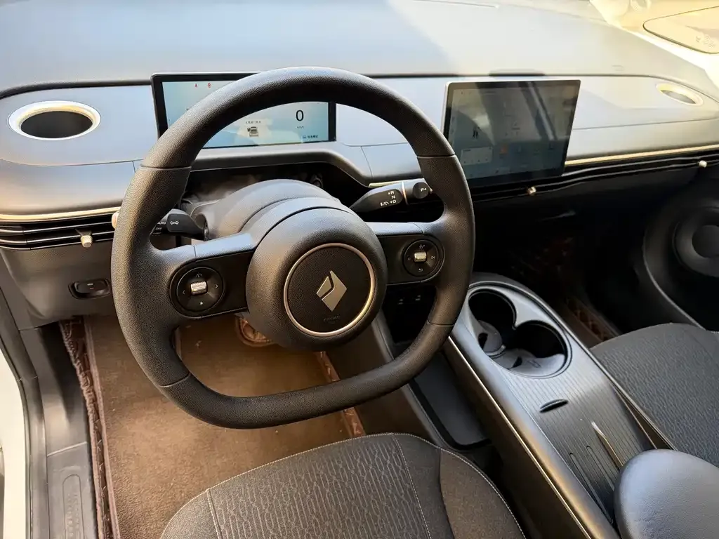 Baojun Yunduo — фото 9