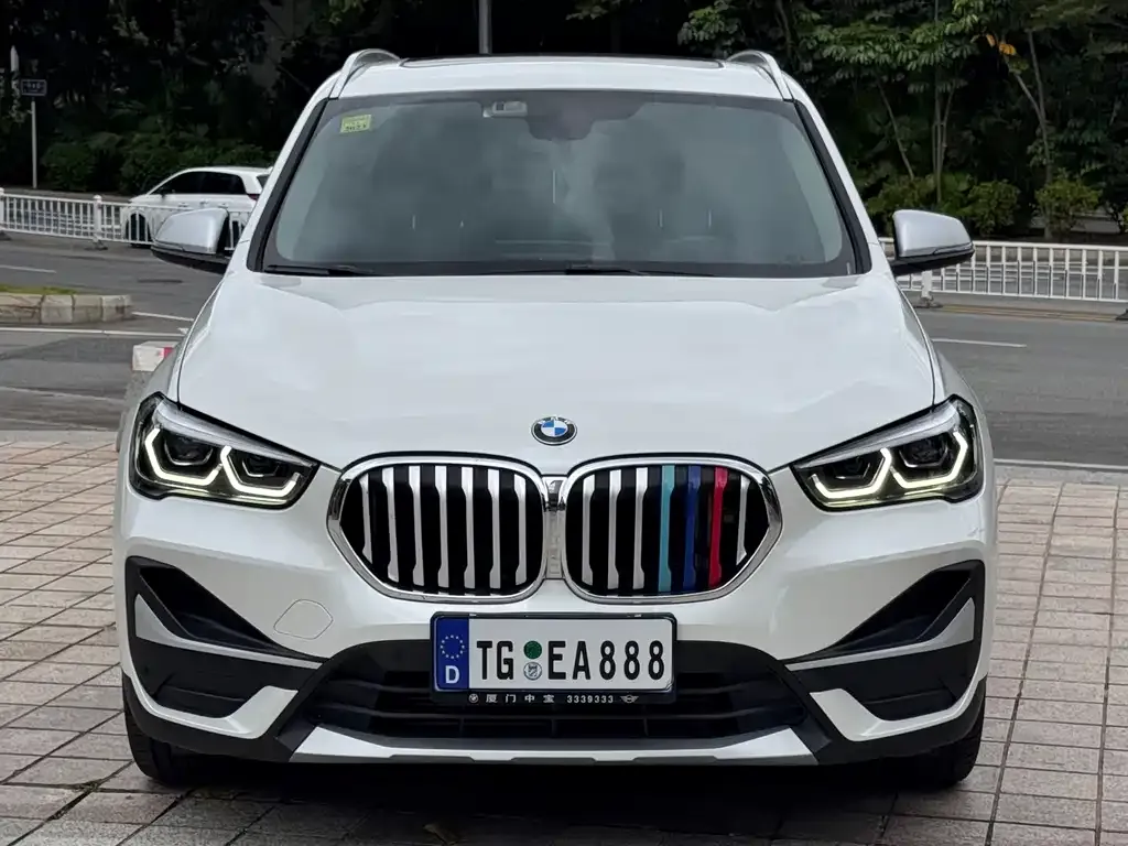 BMW X1 — фото 3