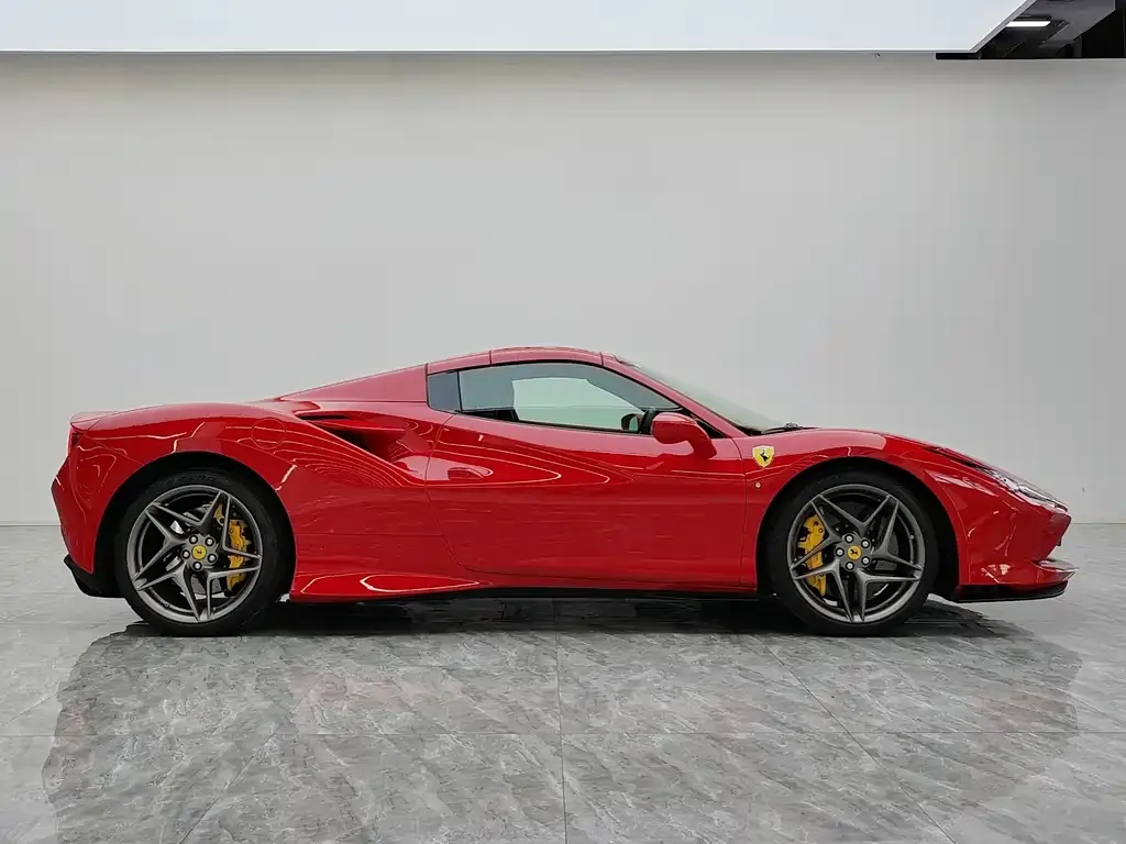 Ferrari F8 — фото 4