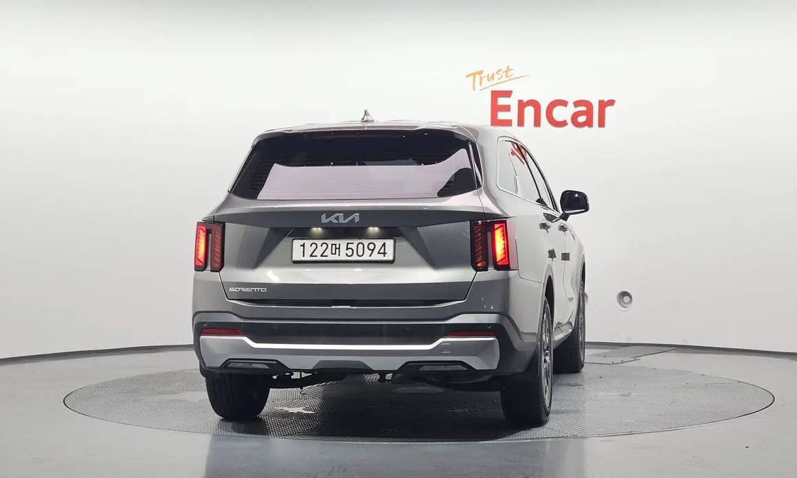 Kia Sorento — фото 4