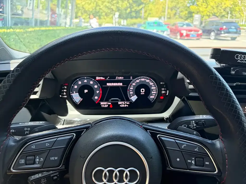 Audi A3 — фото 10