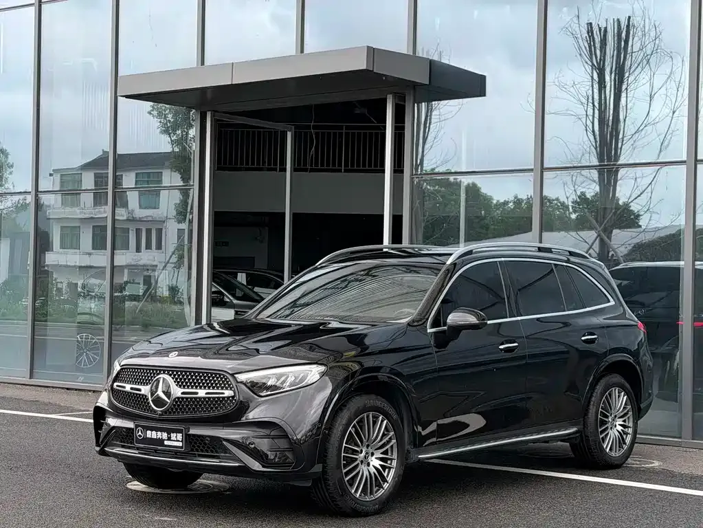 Mercedes-Benz GLC — фото 1