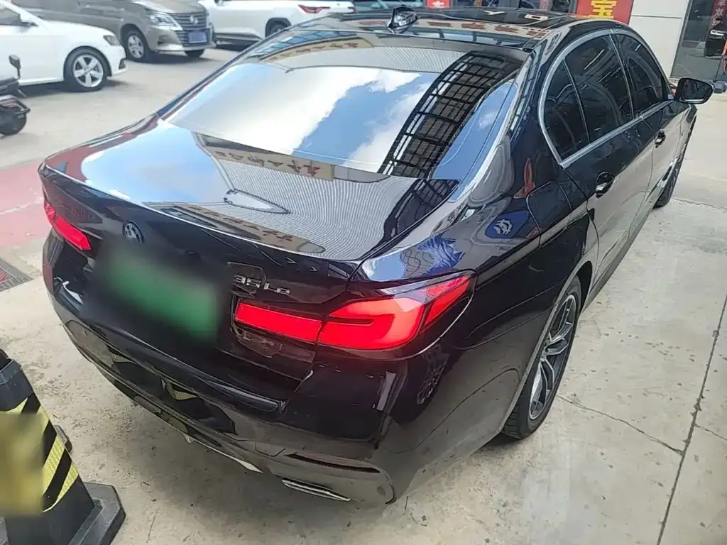 BMW 5 Series New Energy — фото 4