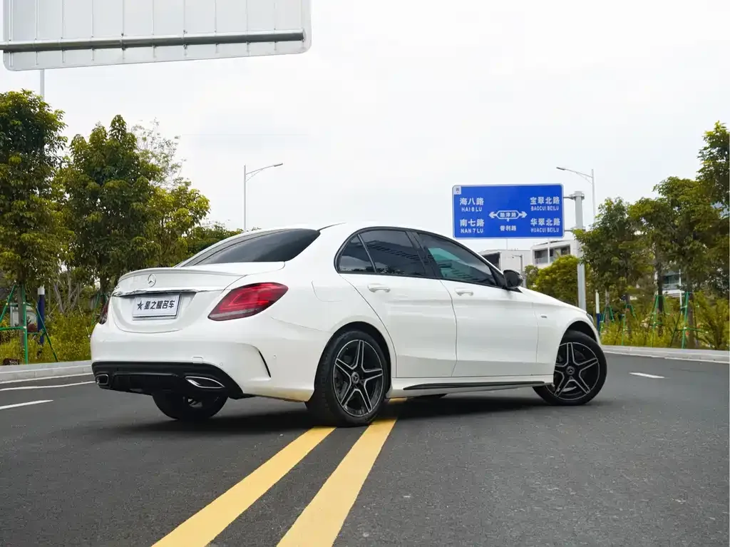 Mercedes-Benz C-Class — фото 8