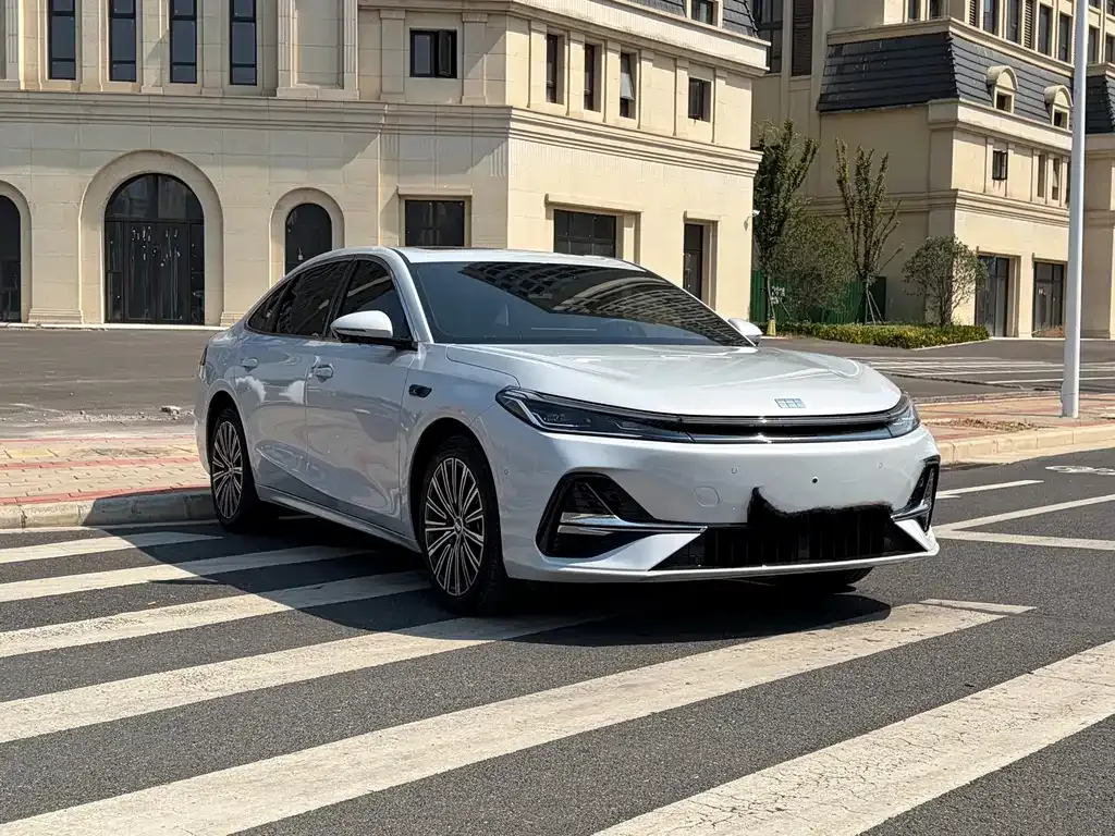 Geely Galaxy A7 EM — фото 9