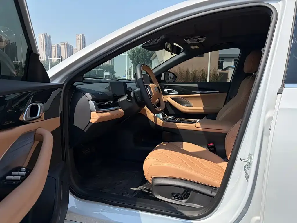 Geely Galaxy A7 EM — фото 4