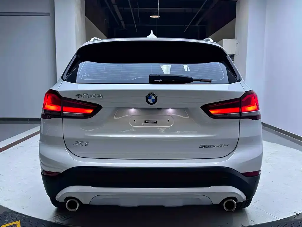 BMW X1 — фото 3