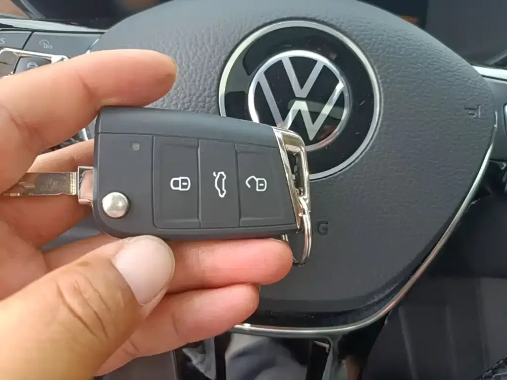 Volkswagen Tharu — фото 4