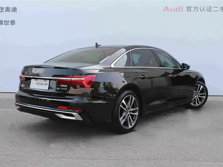 Audi A6L — фото 8