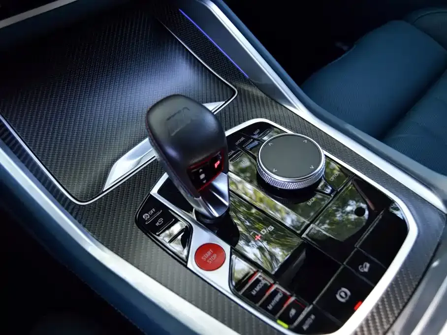 BMW XM — фото 3