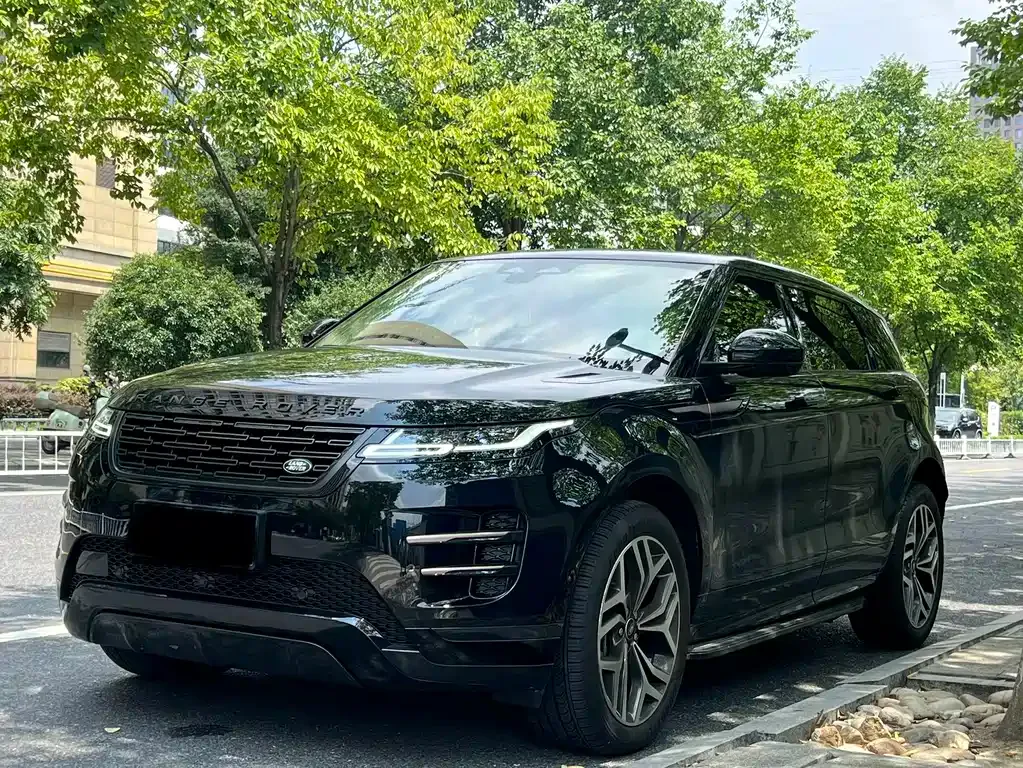 Land Rover Evoque — фото 1