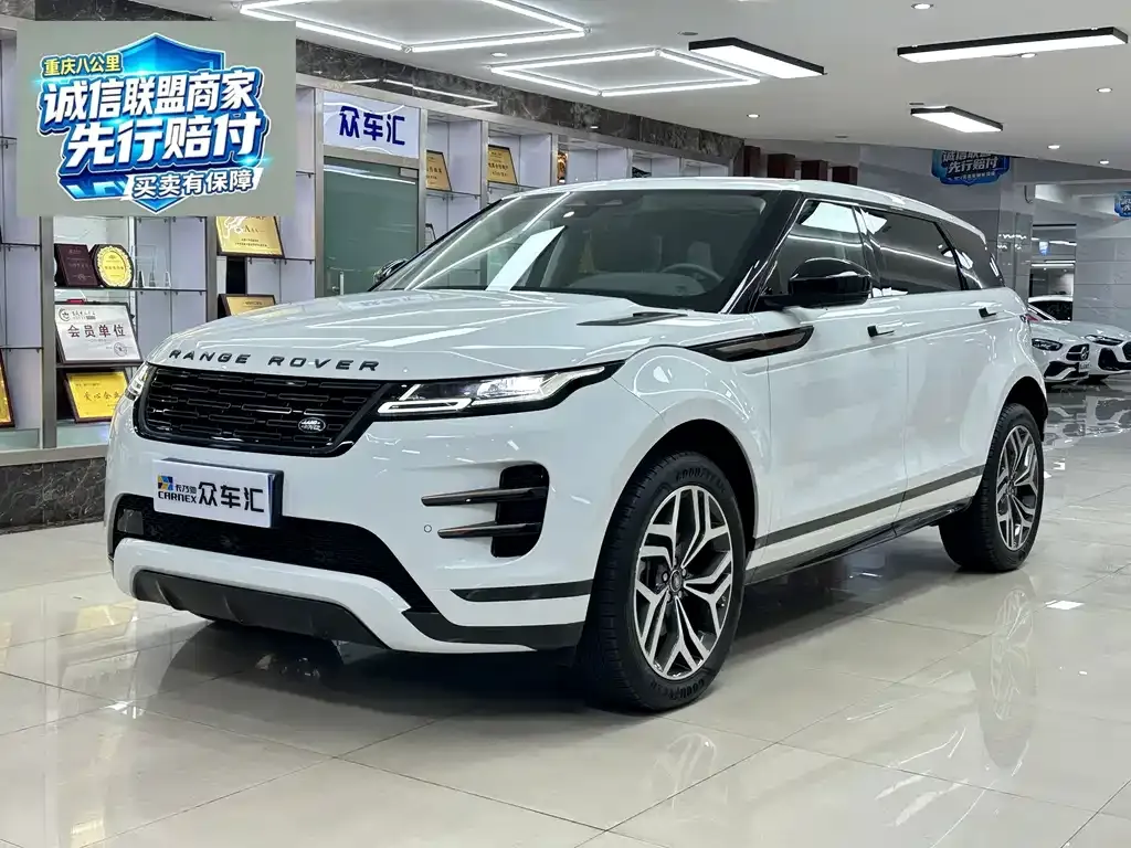 Land Rover Evoque — фото 1