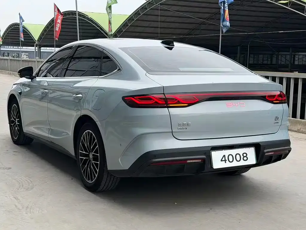 BYD Qin L — фото 8