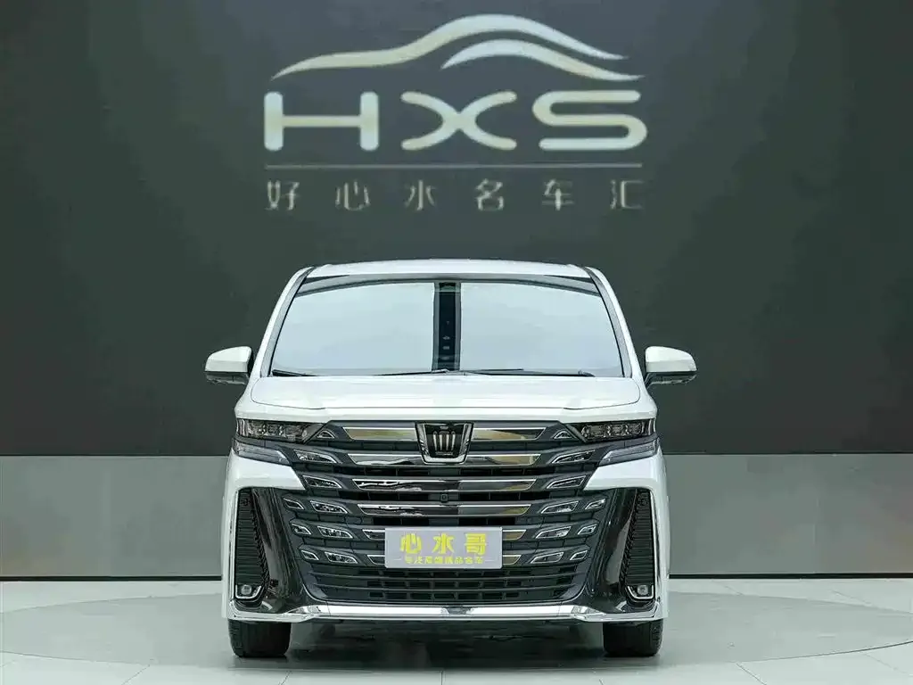 Toyota Vellfire — фото 8
