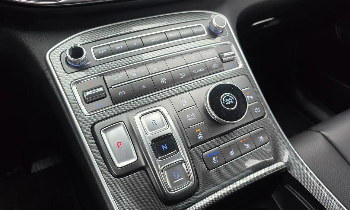 Hyundai Santafe — фото 7