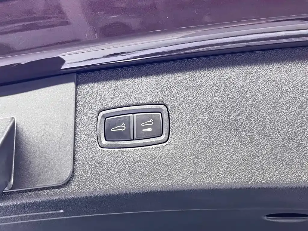 Porsche Cayenne Hybrid — фото 10