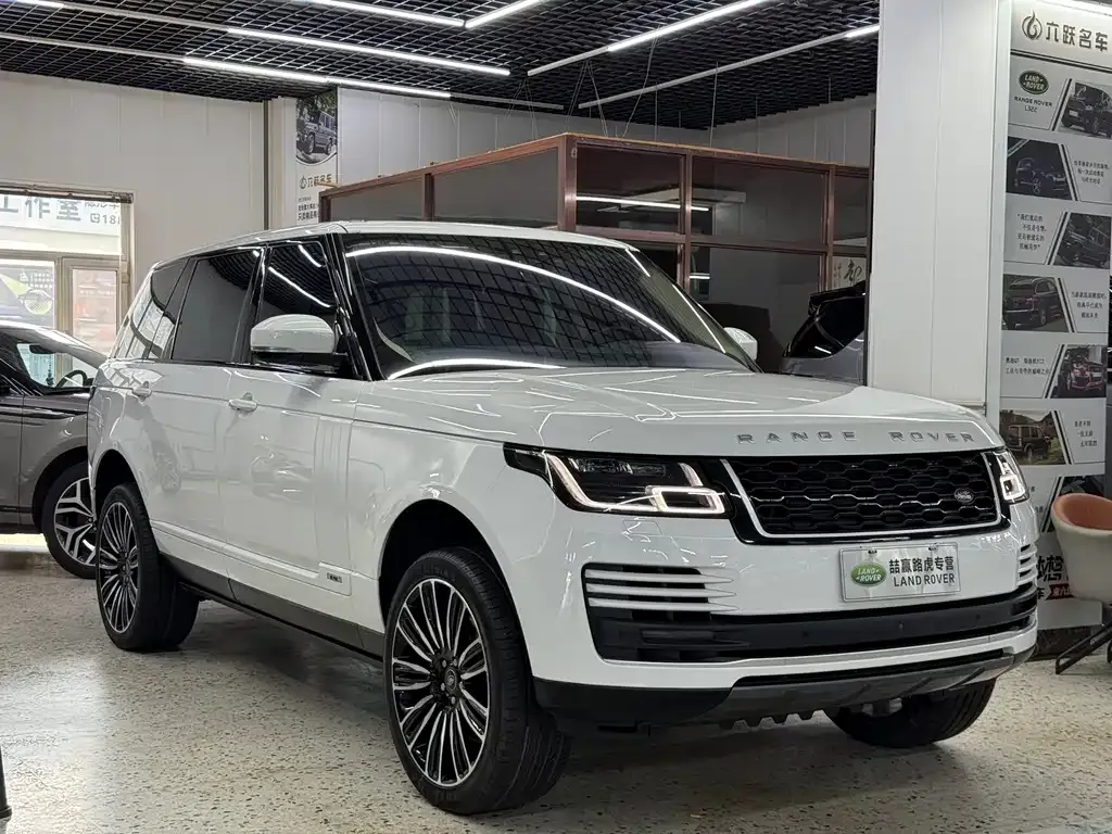 Land Rover Range Rover — фото 1