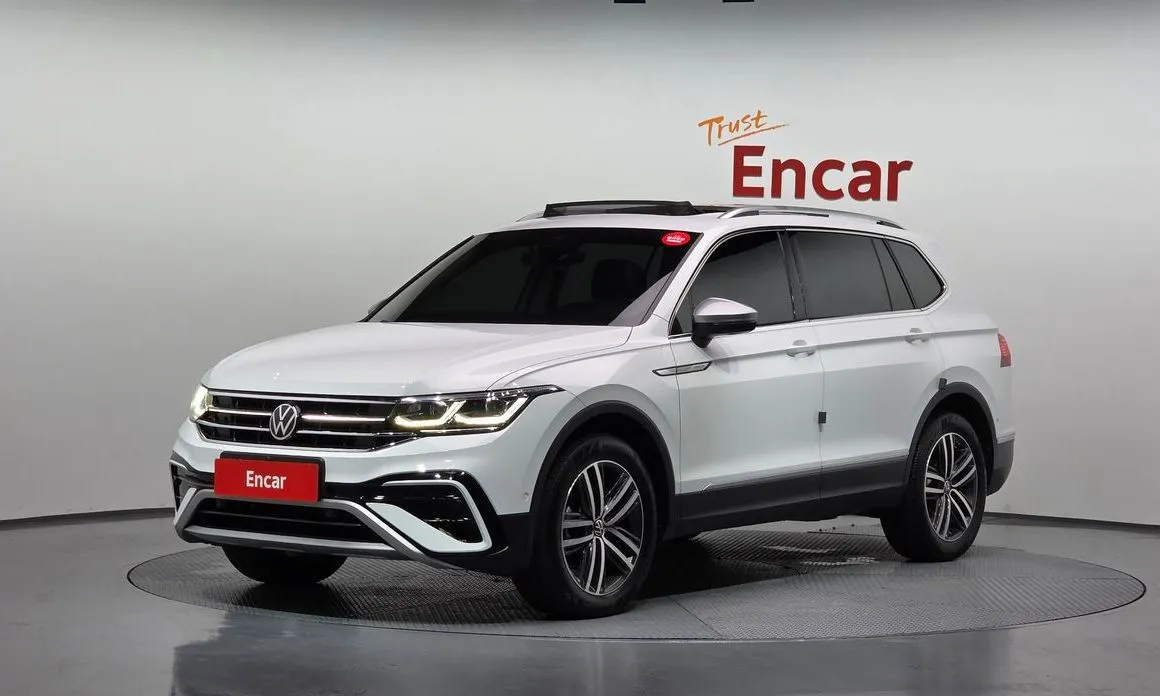 Volkswagen Tiguan — фото 1