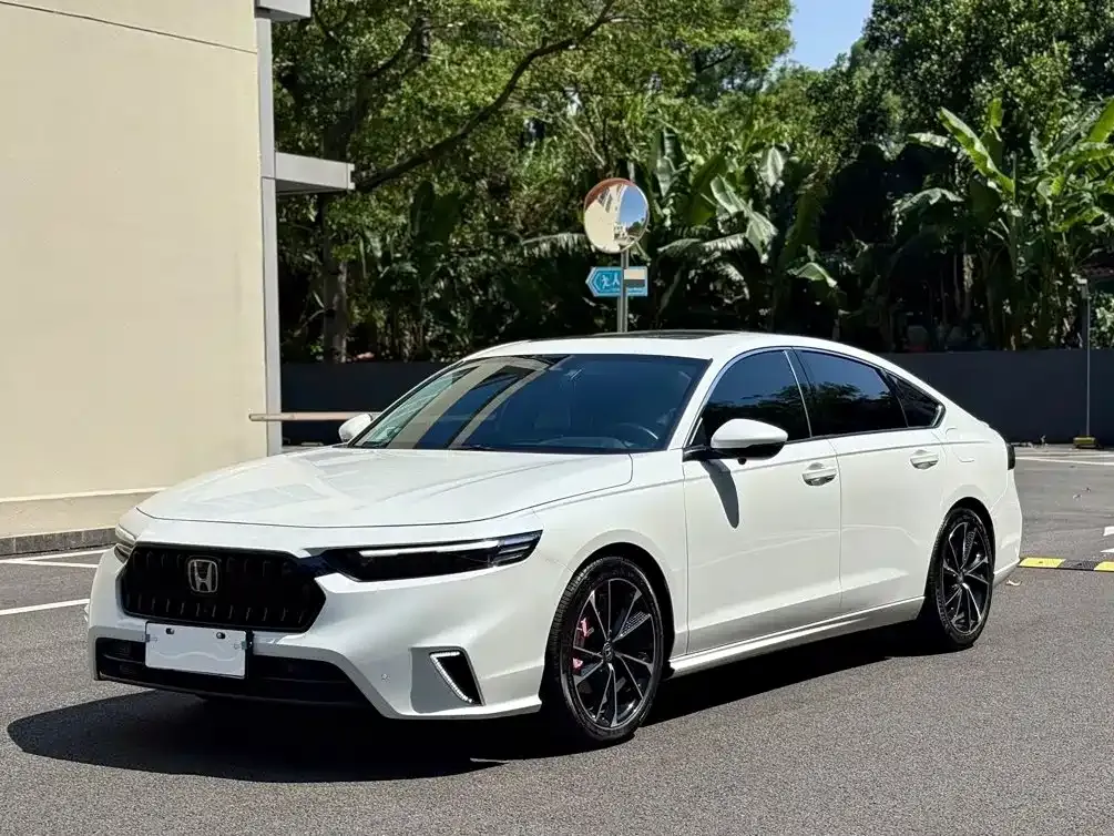 Honda Inspire — фото 1