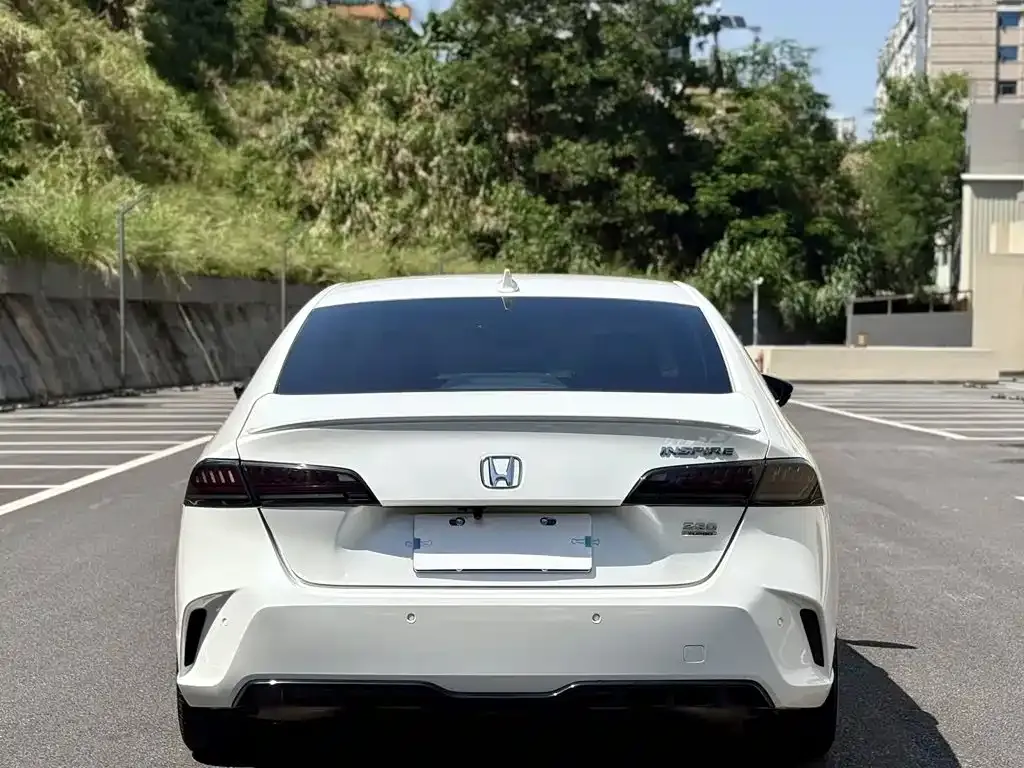 Honda Inspire — фото 7