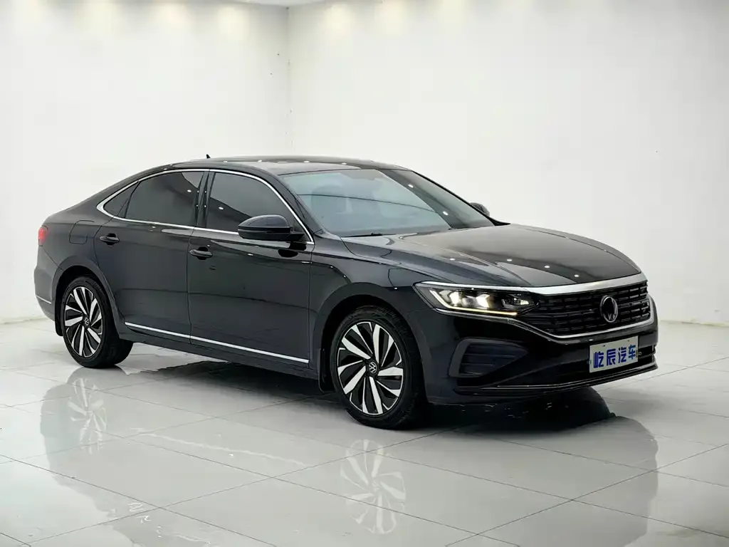 Volkswagen Passat — фото 3