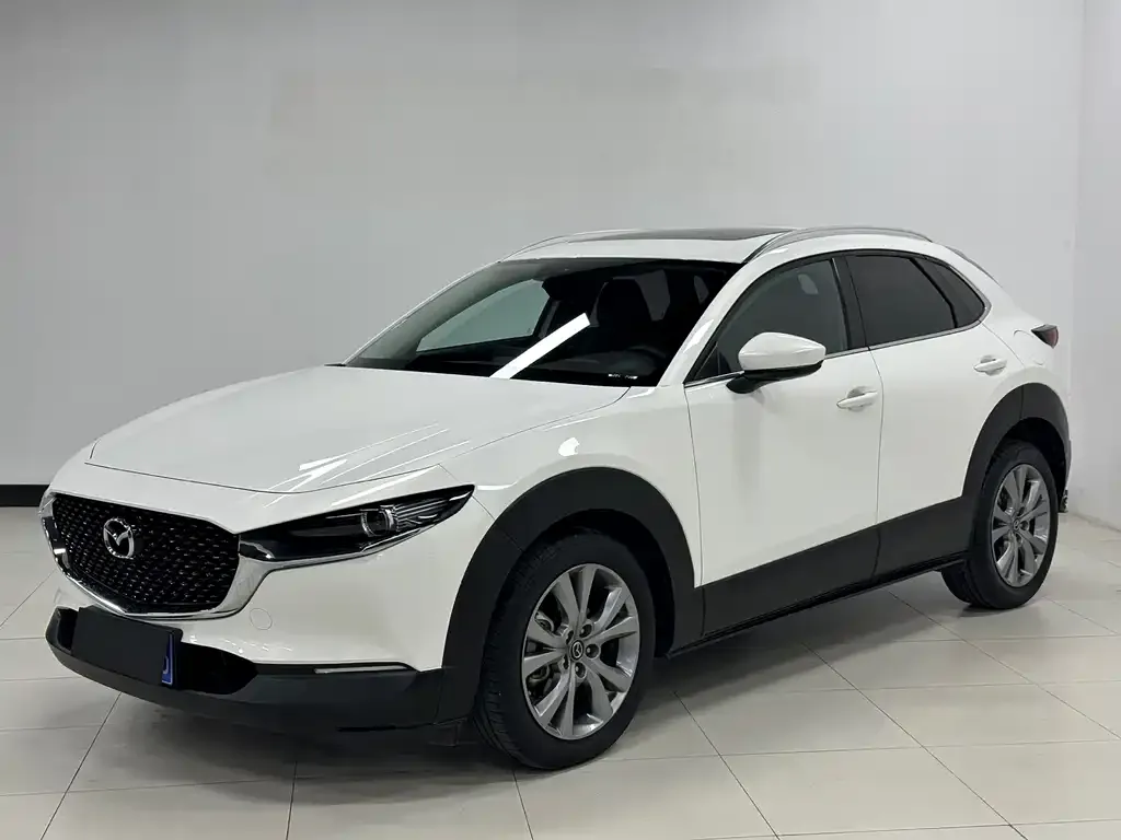 Mazda CX-30 — фото 1