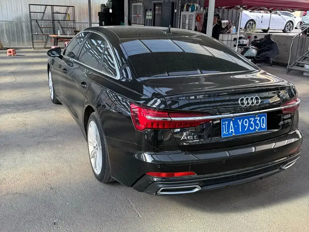 Audi A6L — фото 6