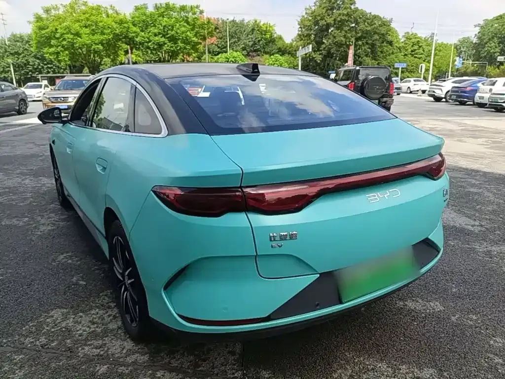 BYD Qin L — фото 3