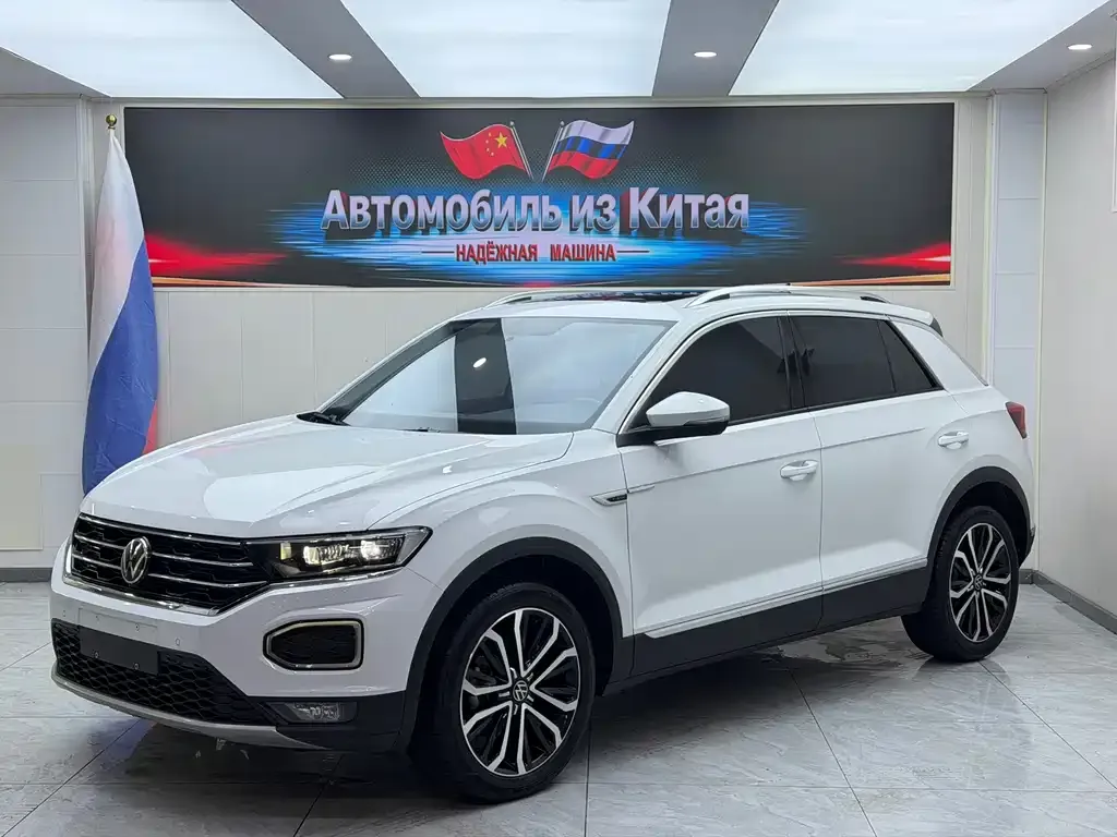 Volkswagen T-Roc — фото 1