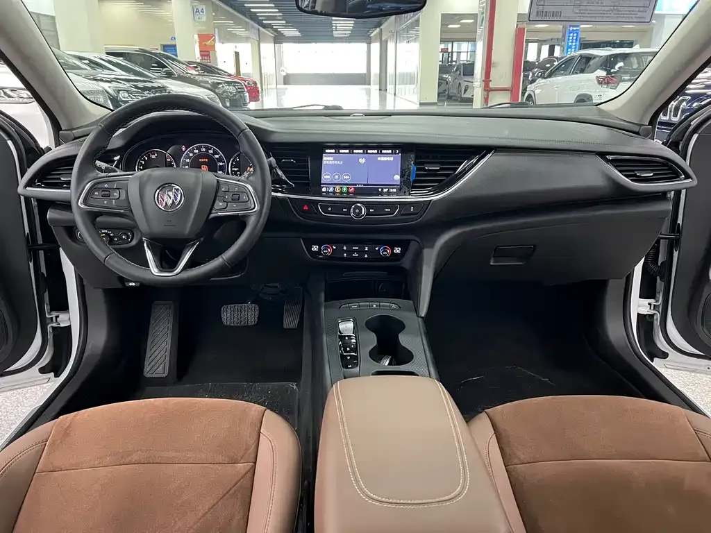 Buick Regal — фото 4