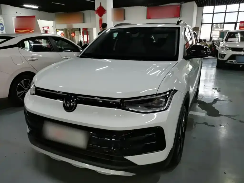 Volkswagen Tharu — фото 1