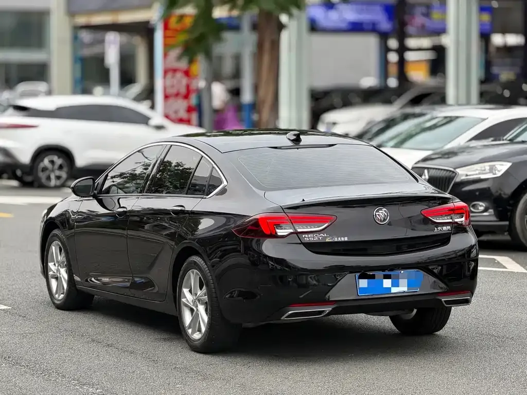 Buick Regal — фото 5