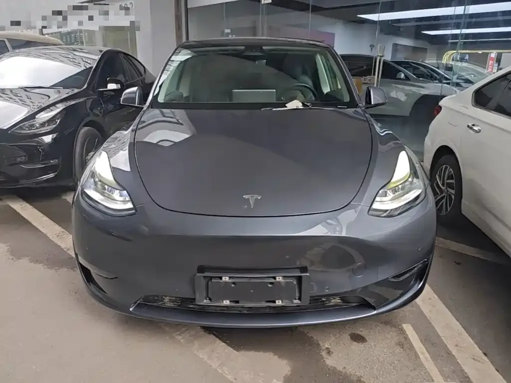 Tesla Model Y — фото 7