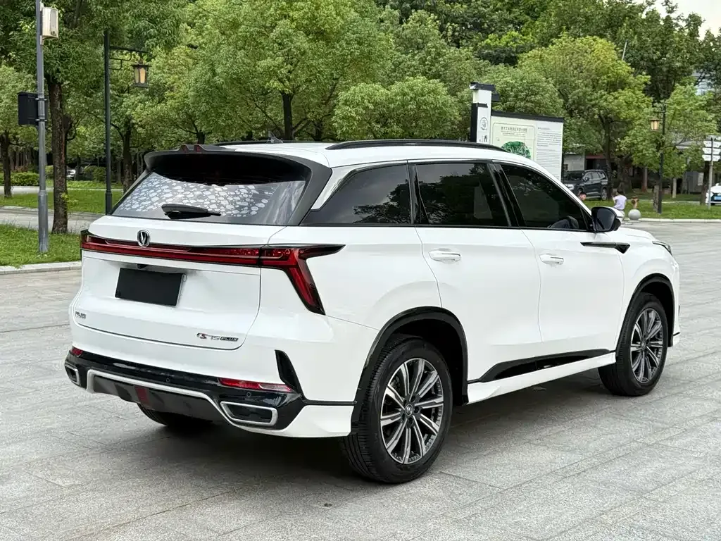 Changan CS75 PLUS — фото 9