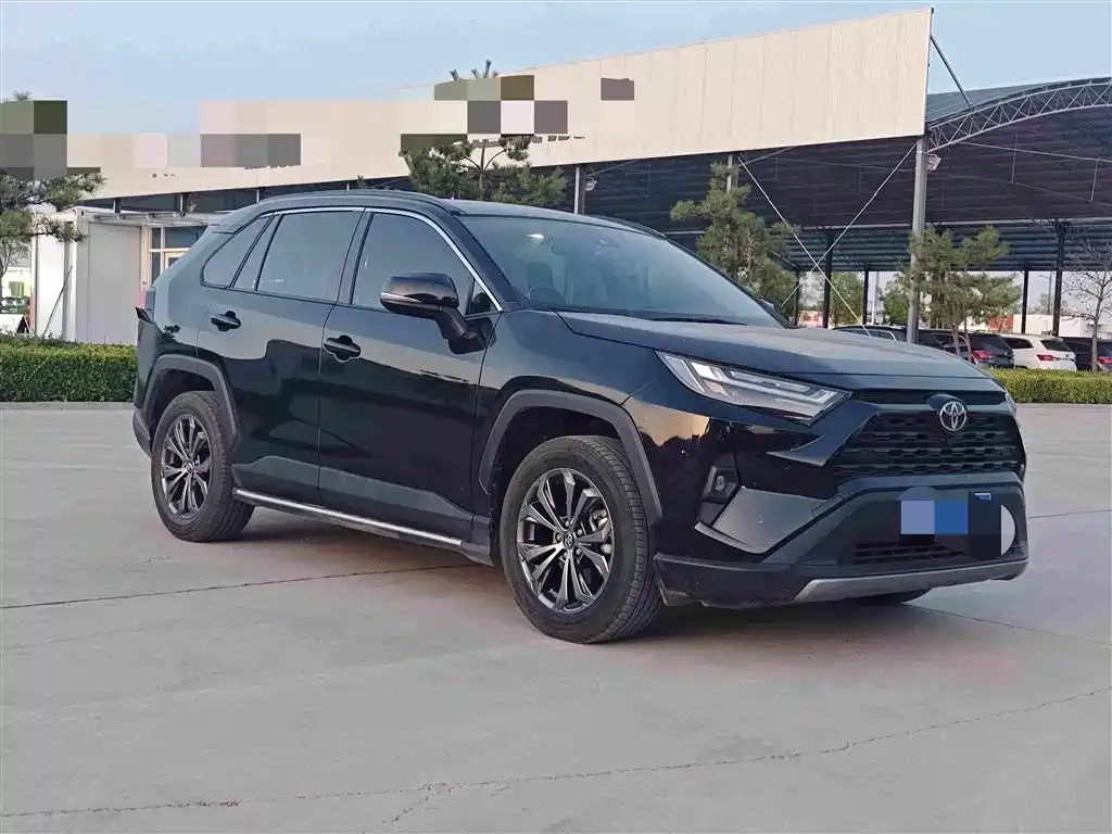 Toyota RAV4 — фото 6