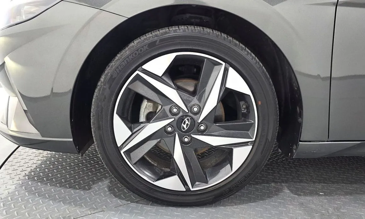 Hyundai AVANTE — фото 9