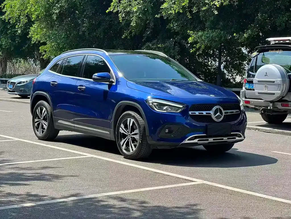 Mercedes-Benz GLA — фото 8